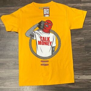 Million Dolla Motive Yellow Talk Money Graphic T-Shirt